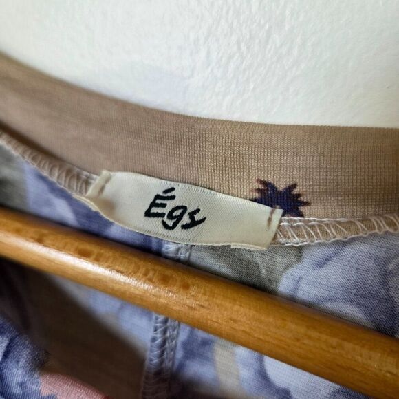 EUC EGS FLORAL TANK TOP SOFT AND FLOWY SIZE MEDIUM - Picture 13 of 16